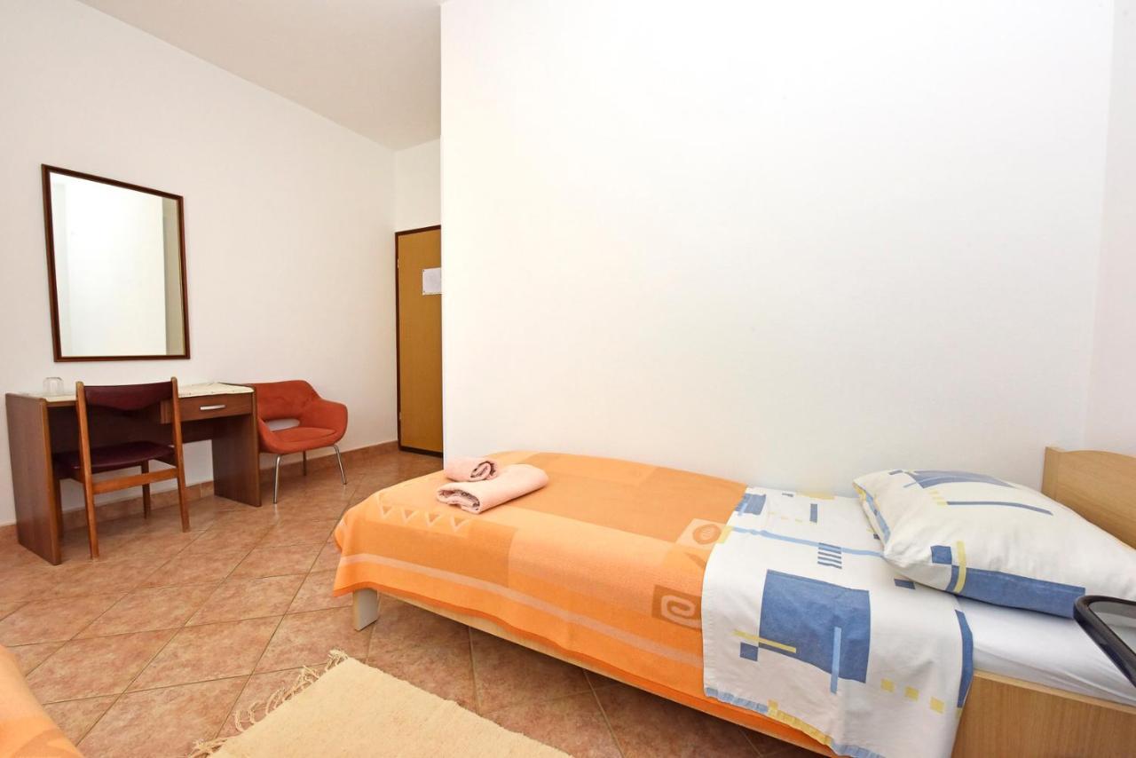 Apartments Denis Porec Esterno foto