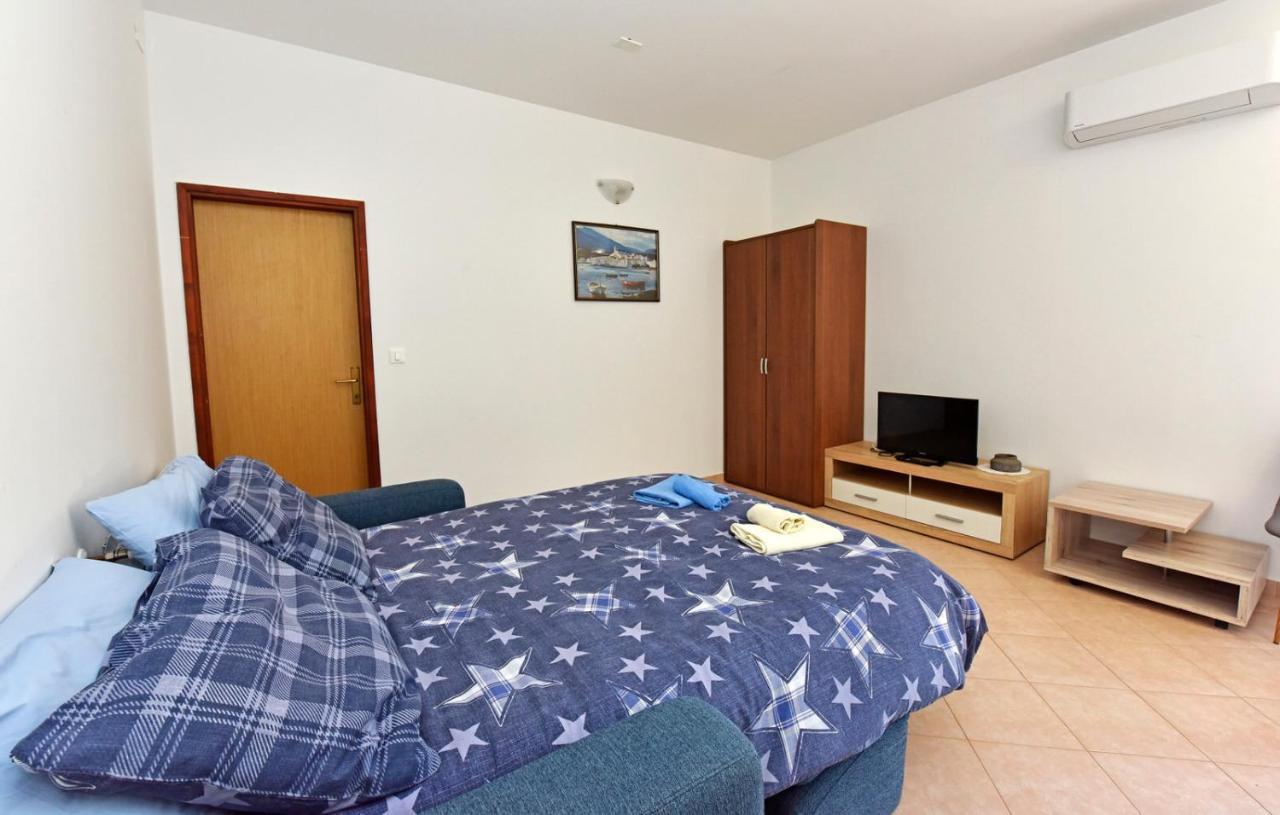 Apartments Denis Porec Esterno foto