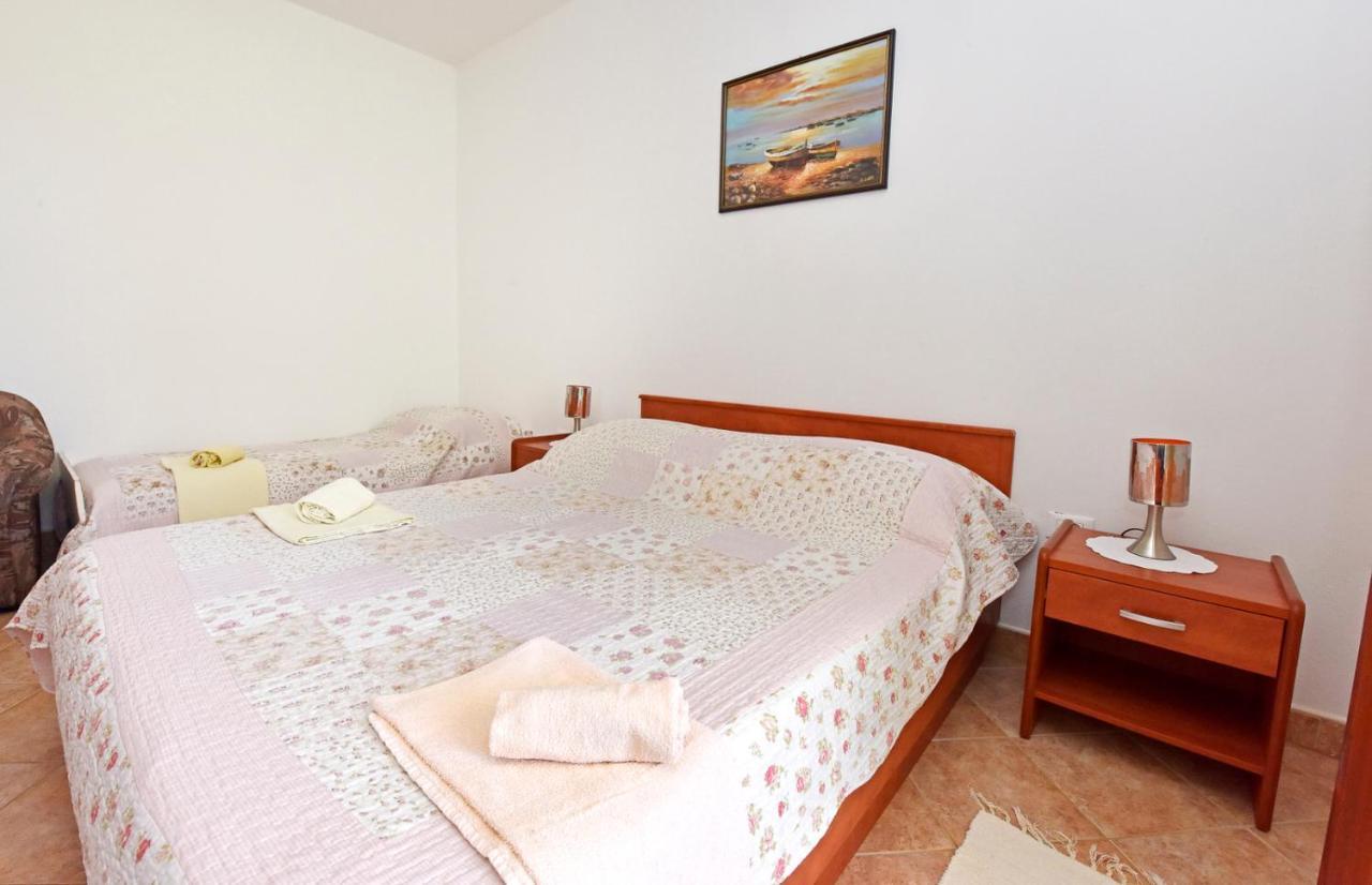 Apartments Denis Porec Esterno foto