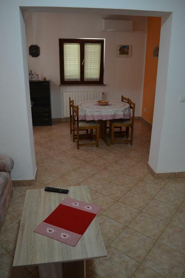 Apartments Denis Porec Esterno foto