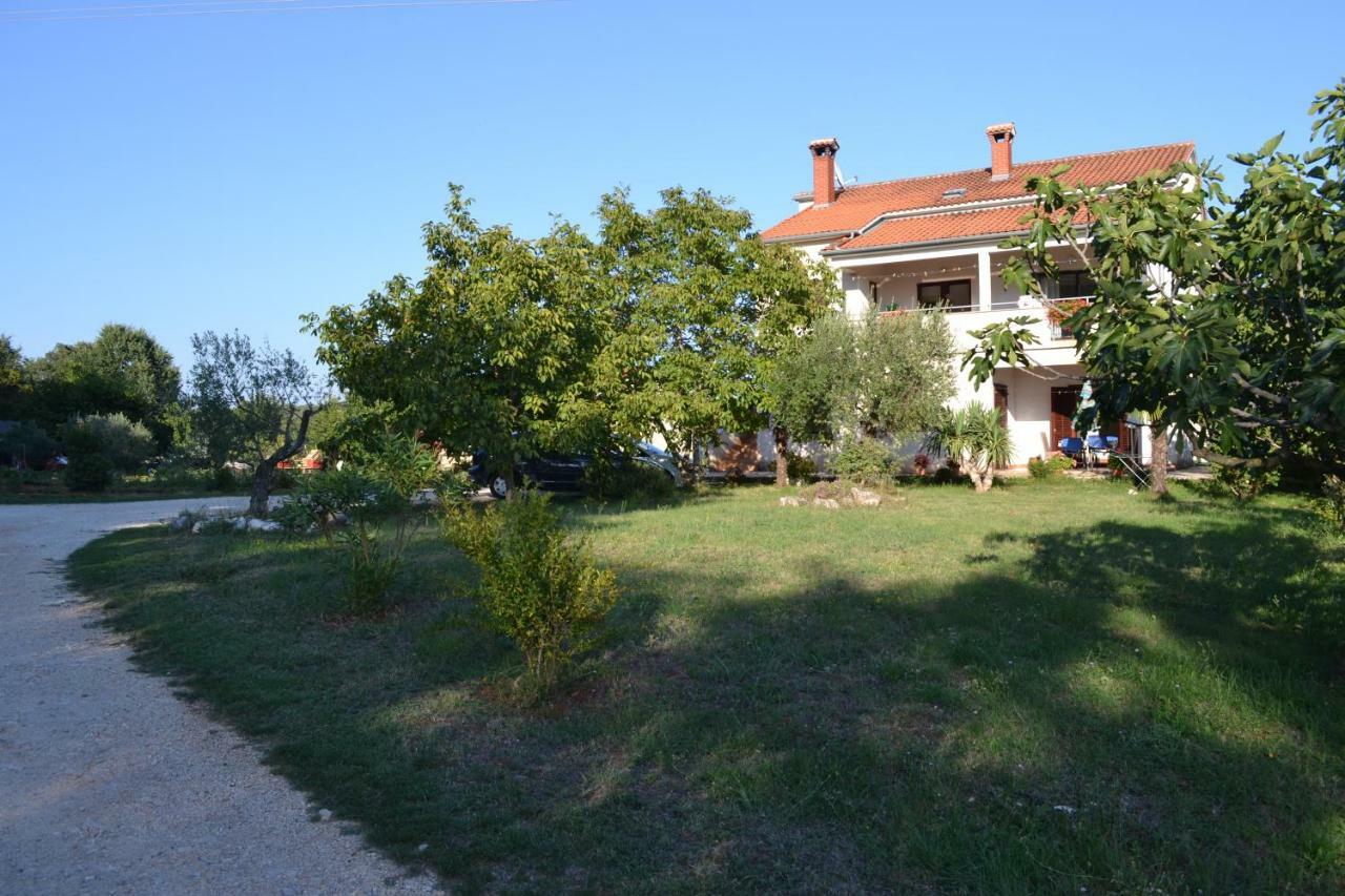 Apartments Denis Porec Esterno foto